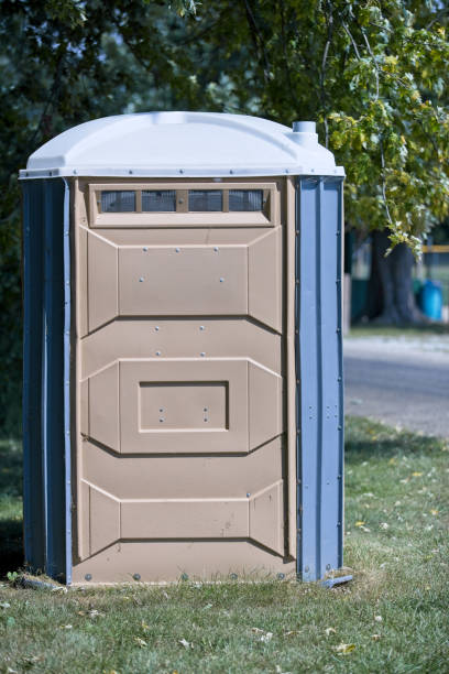 Portable Toilet Options We Offer in Redwater, TX